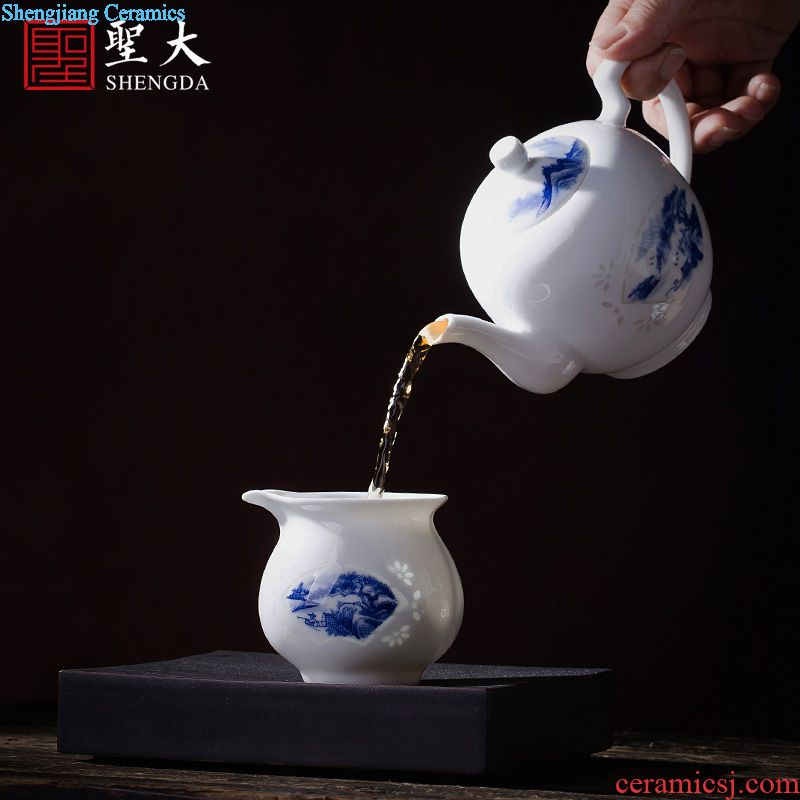 Holy big ceramic kung fu masters cup hand-painted porcelain cups water lotus pattern sample tea cup manual of jingdezhen tea service