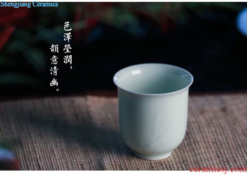 曾庆华-影青堆雕-茶杯_10.jpg