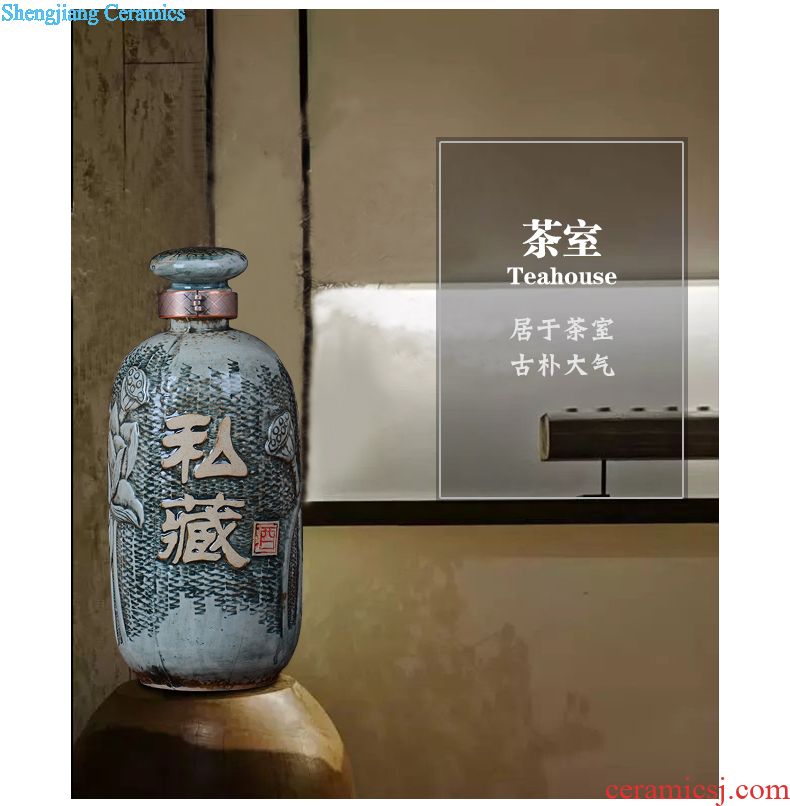 Hand-painted bottle 10 jins of blue and white porcelain jars of jingdezhen manual bubble decorative bottle bottle sealed jar of wine collection