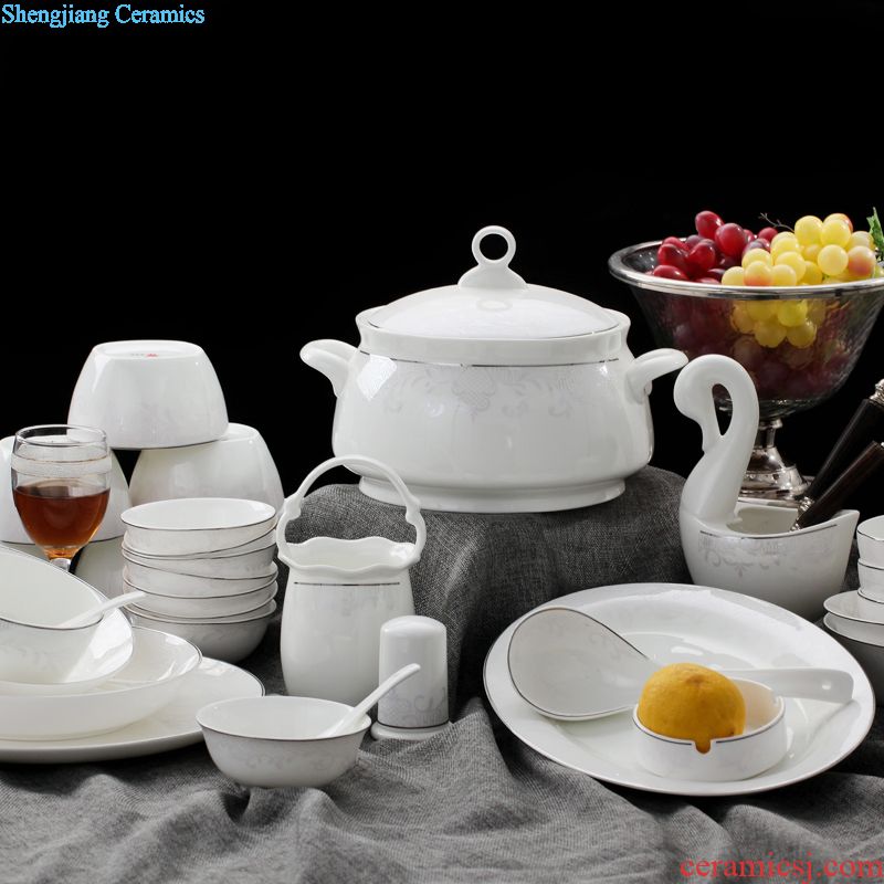 Luxury British aristocrat cutlery set Jingdezhen bone China porcelain gifts housewarming luxury wedding 66 head of relief