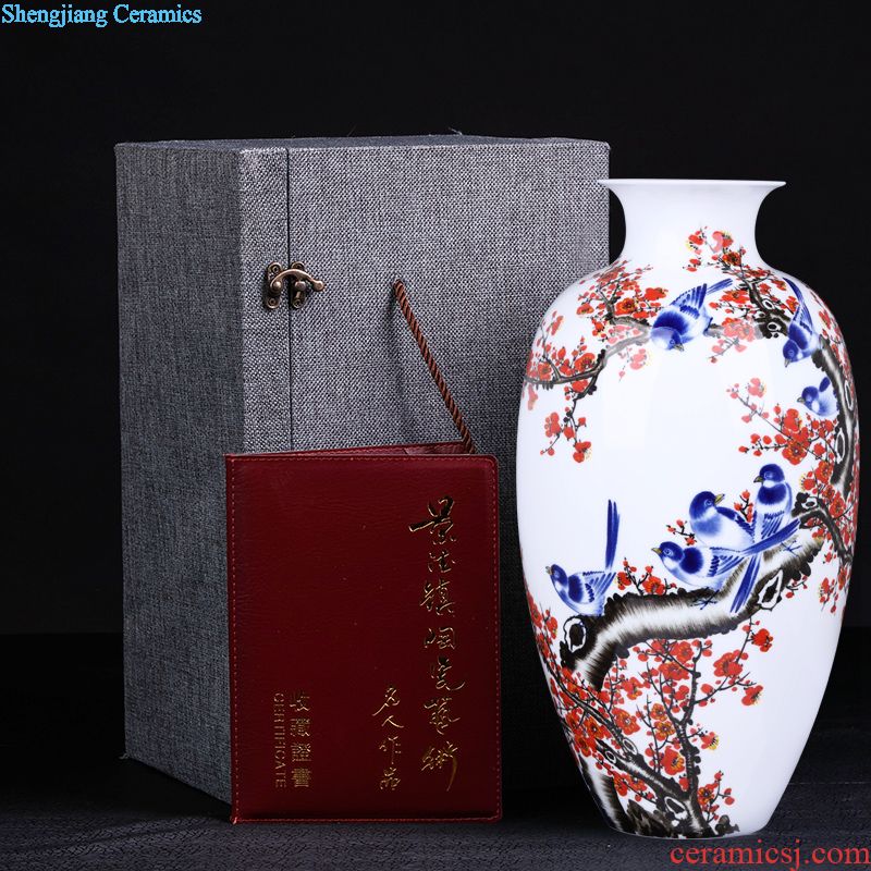 Jingdezhen ceramics vase pastel archaize grilled green space pattern golden pheasant bottle collection of Chinese style household furnishing articles