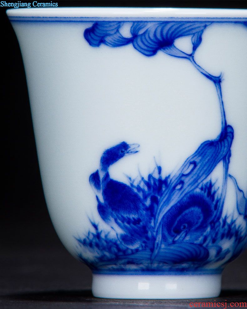 The big cup sample tea cup hand-painted ceramic kung fu autumn finch figure masters cup full of blue and white porcelain jingdezhen tea by hand