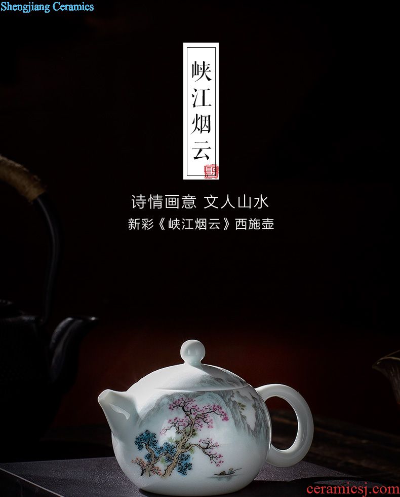The big three red colour is blue and white alum tureen teacups hand-painted ceramic tea out of the water bowl of jingdezhen tea service