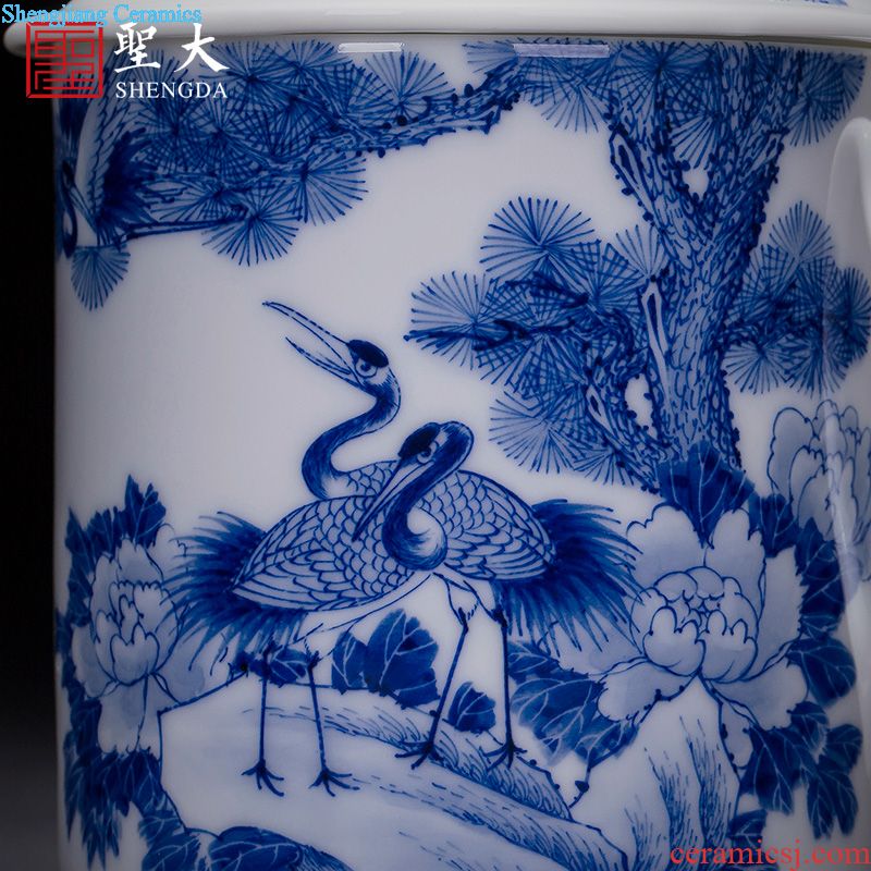 Holy big ceramic kung fu masters cup hand-painted porcelain cups of ice MeiWen medallion landscape lamp cup of jingdezhen tea service