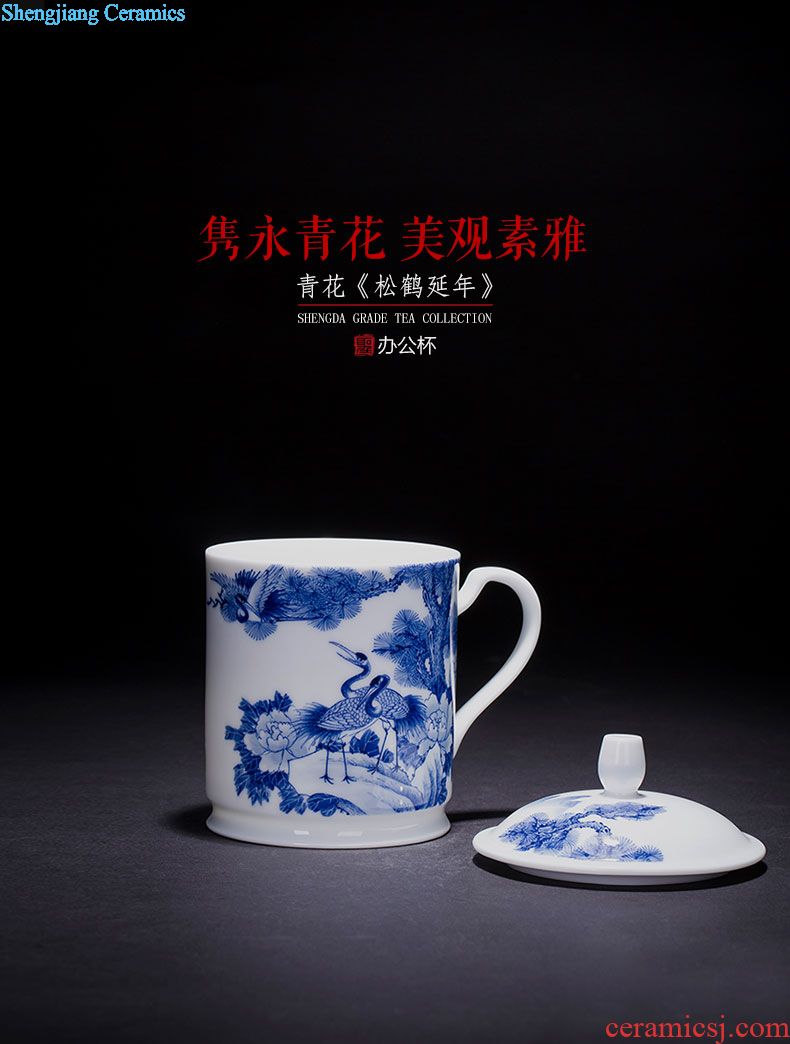 Holy big ceramic kung fu masters cup hand-painted porcelain cups of ice MeiWen medallion landscape lamp cup of jingdezhen tea service