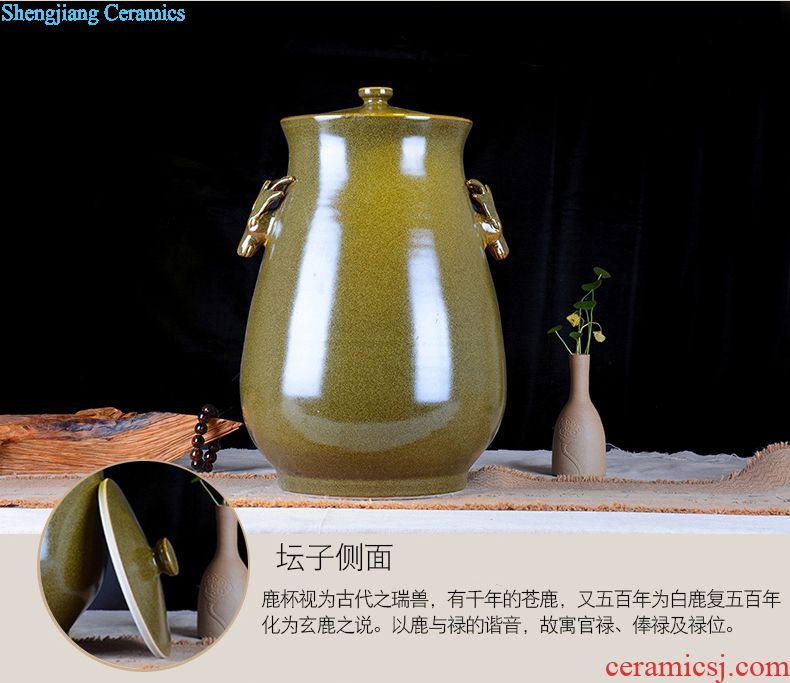 Jingdezhen ceramic art bottle hand-painted peacock blue and white porcelain is empty bottles 10 jins sealed bottle furnishing articles