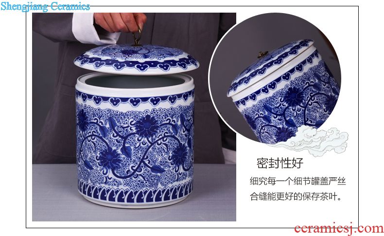 Jingdezhen ceramics pu 'er tea pot tea tea cake box domestic large-sized ceramic tea seal pot