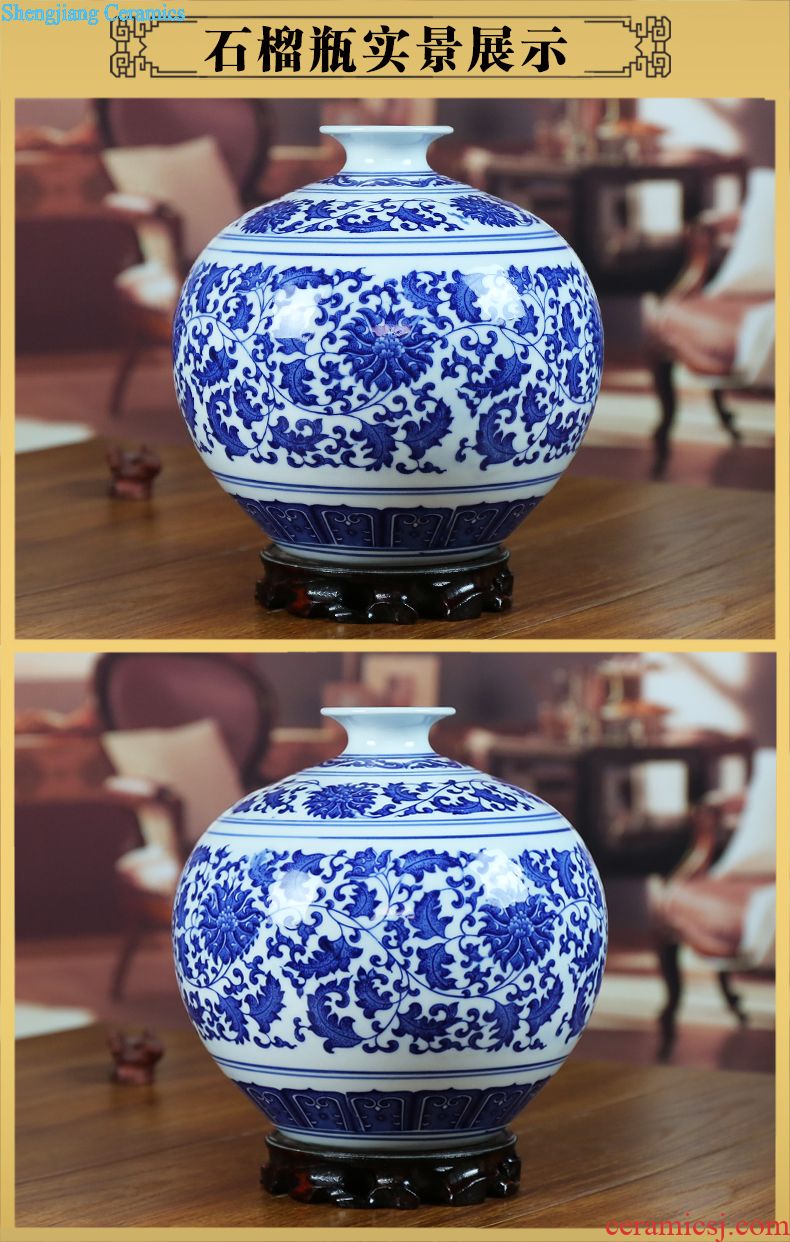 Jingdezhen ceramic vase modern blue and white porcelain painting lotus home sitting room place the egg handicraft gifts