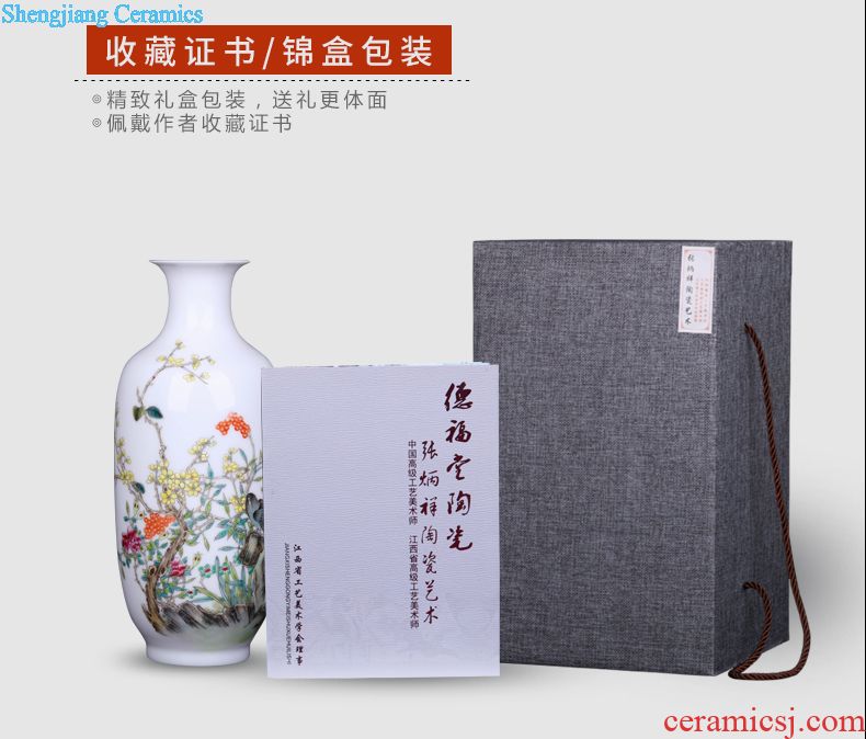 Jingdezhen ceramics antique vase manually restoring ancient ways of large vases, sitting room dry flower is placed continental red