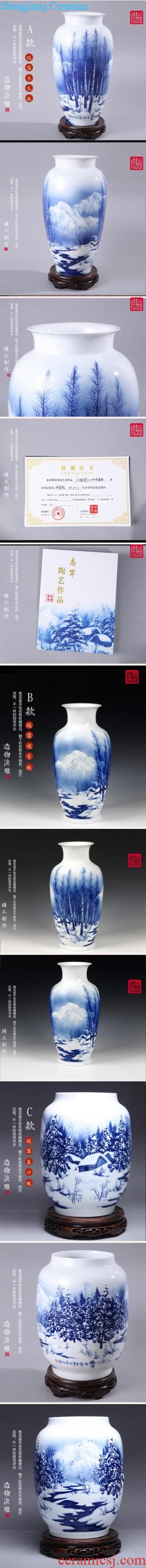 Jingdezhen ceramic hollow vase modern furnishing articles vase ou type TV ark creative porch decoration of Chinese style