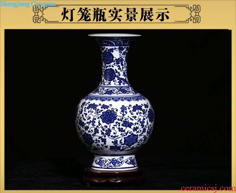 Hollow out floret bottle of blue and white porcelain of jingdezhen ceramics handicraft furnishing articles sitting room of modern home decoration gifts