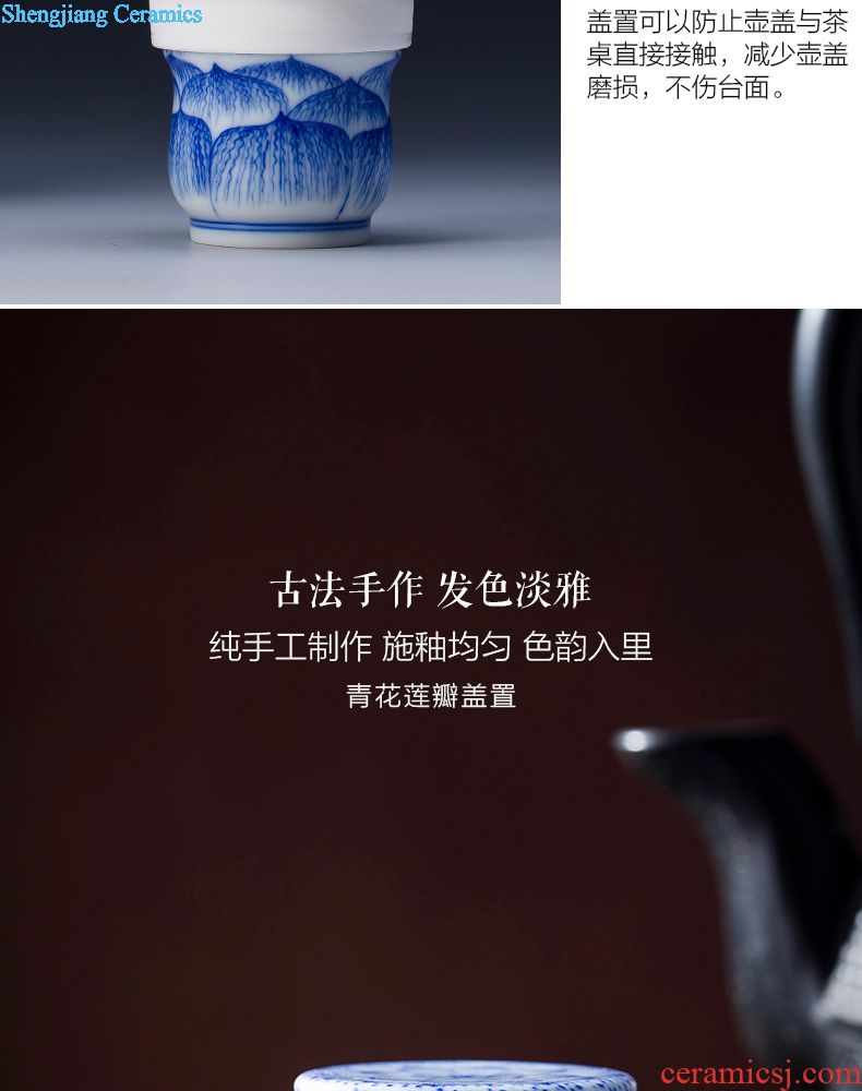 The big blue and white landscape bell cup teacups hand-painted ceramic kung fu master cup sample tea cup single cups of jingdezhen tea service