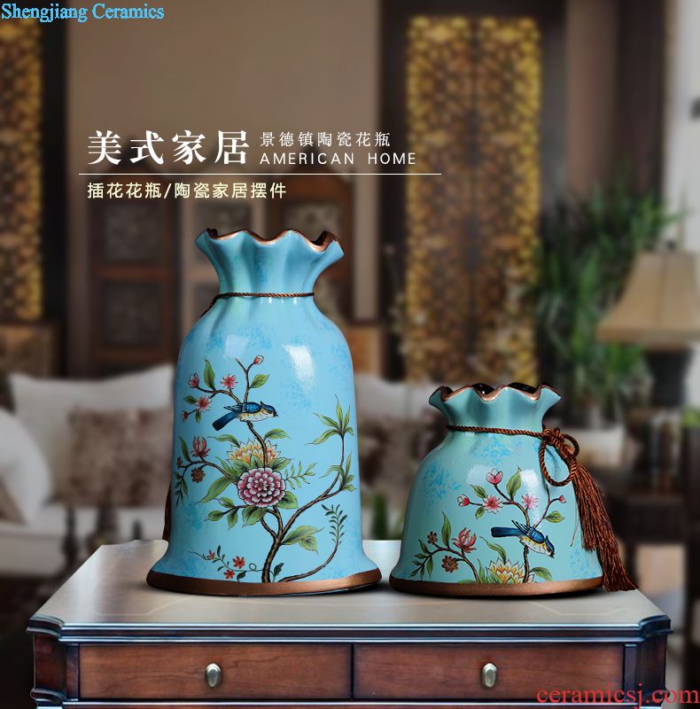 Jingdezhen ceramic home decorations sitting room of Europe type restoring ancient ways the flower vase TV ark place decoration