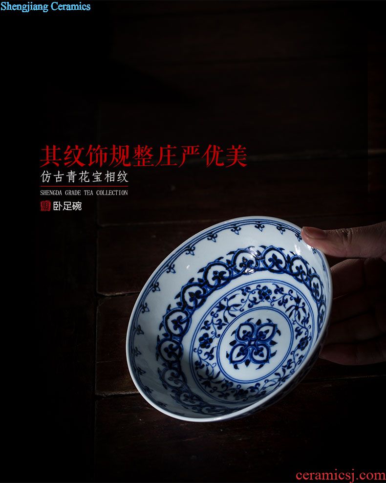 Holy big ceramic kung fu tea sample tea cup green colored enamel around flowers butterfly tattoo master of jingdezhen tea cup