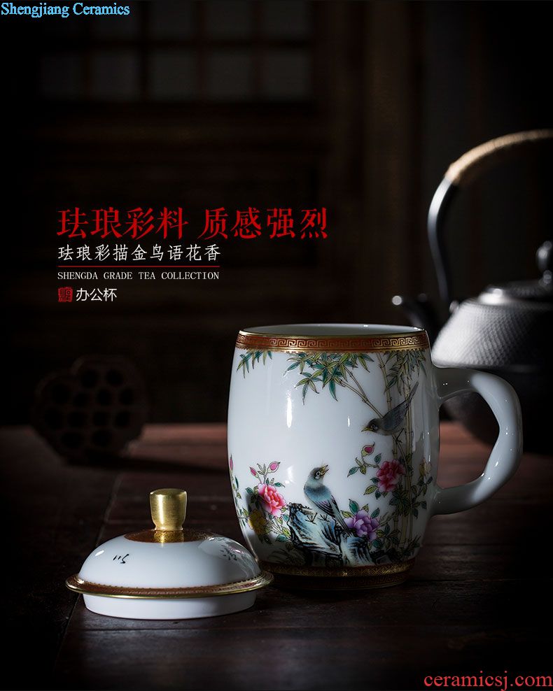 The large ceramic three tureen teacups hand-painted jingdezhen blue and white flower grain tea bowl bound branches all hand tea sets