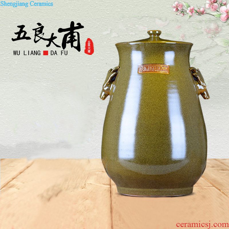 Jingdezhen ceramic art bottle hand-painted peacock blue and white porcelain is empty bottles 10 jins sealed bottle furnishing articles