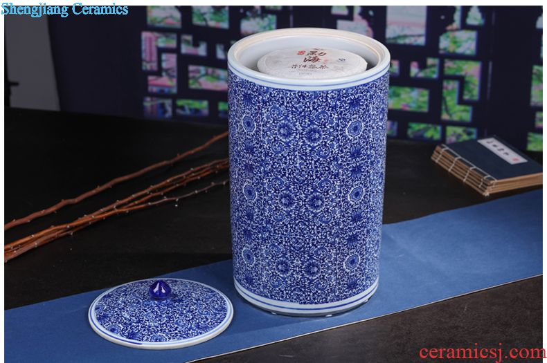 Jingdezhen ceramic hand-painted bread seven pu 'er tea pot large household seal tank storage tank porcelain jar