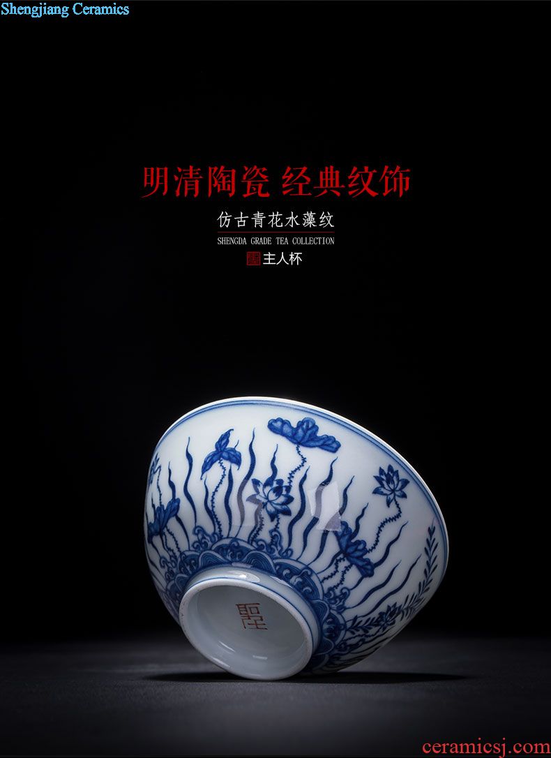 The big blue and white flowers and birds in spring makeup cup sample tea cup hand-painted ceramic kungfu single cup cup of jingdezhen tea service