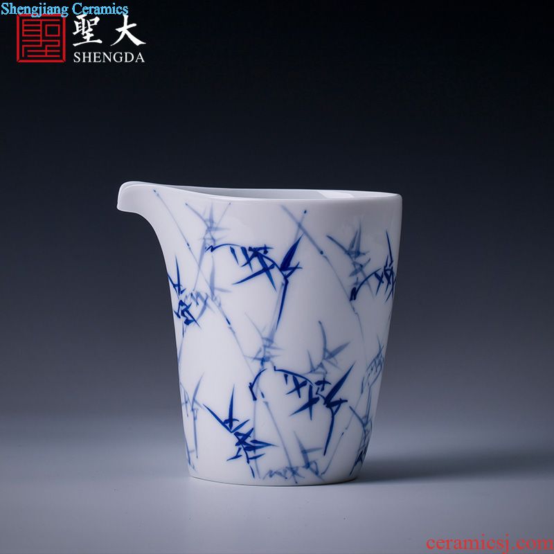 The big blue and white landscape tea density mesh filter jingdezhen ceramic) hand-painted kung fu tea accessories