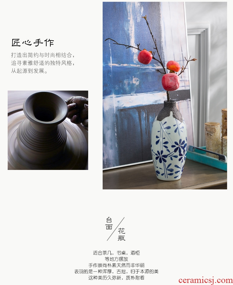 Jingdezhen vase furnishing articles home sitting room dry flower arranging flowers flower implement contracted and contemporary Chinese wind blue and white porcelain arts and crafts