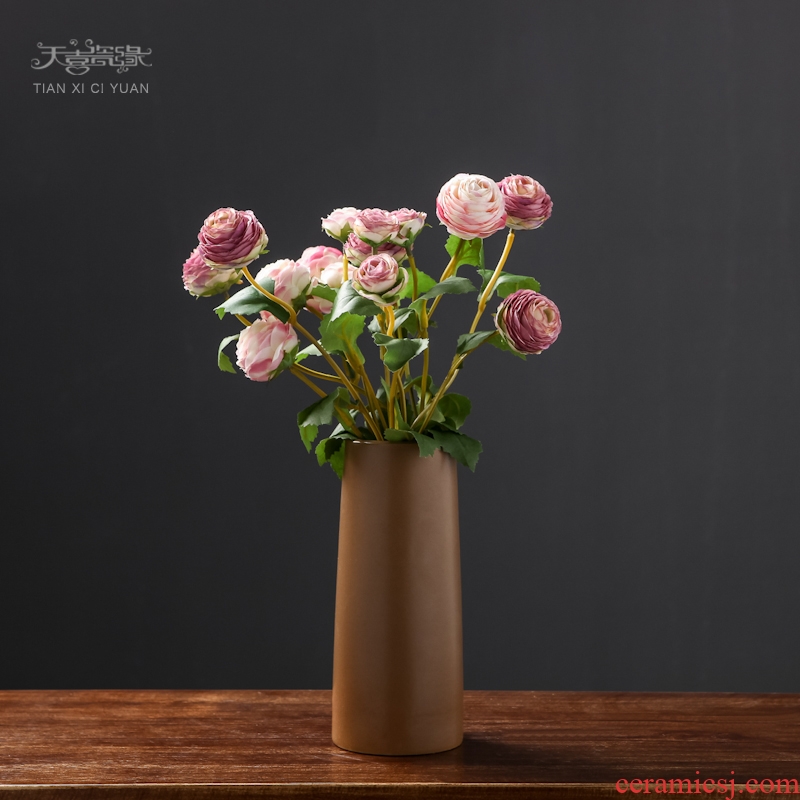 Creative Nordic ceramic vases, flower arranging is contemporary and contracted small pure and fresh and living room TV cabinet table decoration furnishing articles