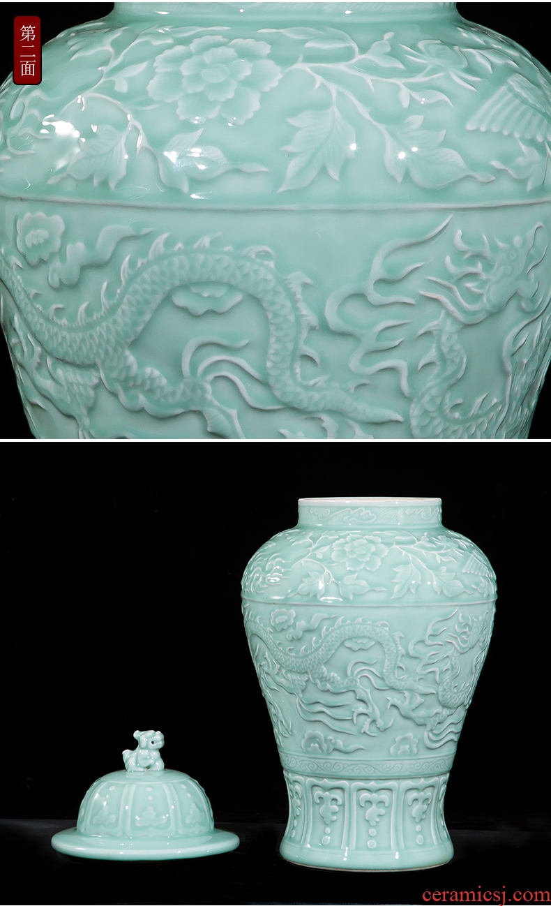 Jingdezhen ceramics dragon vase famous master hand carved new Chinese style home sitting room adornment is placed