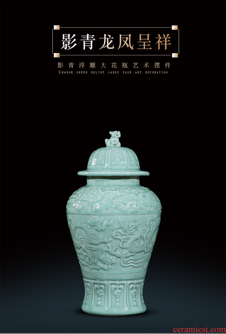 Jingdezhen ceramics dragon vase famous master hand carved new Chinese style home sitting room adornment is placed