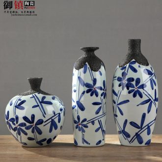 Jingdezhen household act the role ofing is tasted furnishing articles three-piece sitting room TV ark wine porch decoration creative arts vase