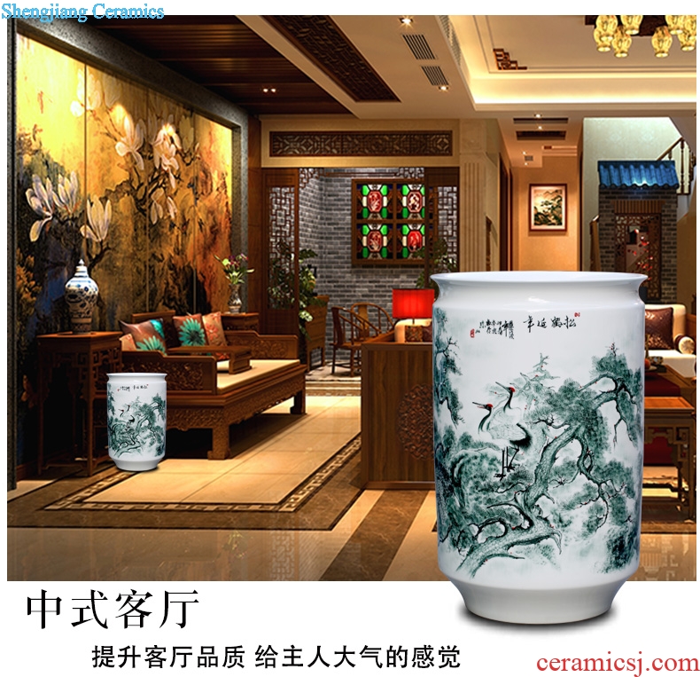 Jingdezhen ceramics hand-painted pine crane live painting and calligraphy cylinder home sitting room place study adornment calligraphy and painting is received