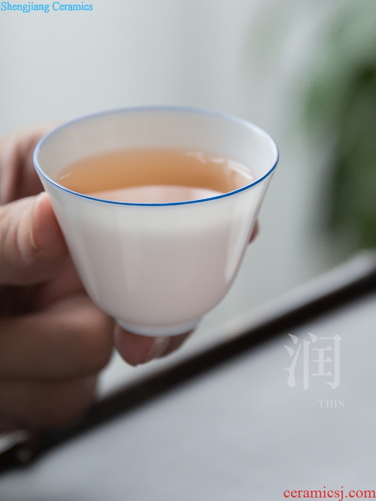 Jingdezhen blue and white sample tea cup lotus patterns hand-painted teacup jade mud thin foetus tea tea set white porcelain single glass small glass