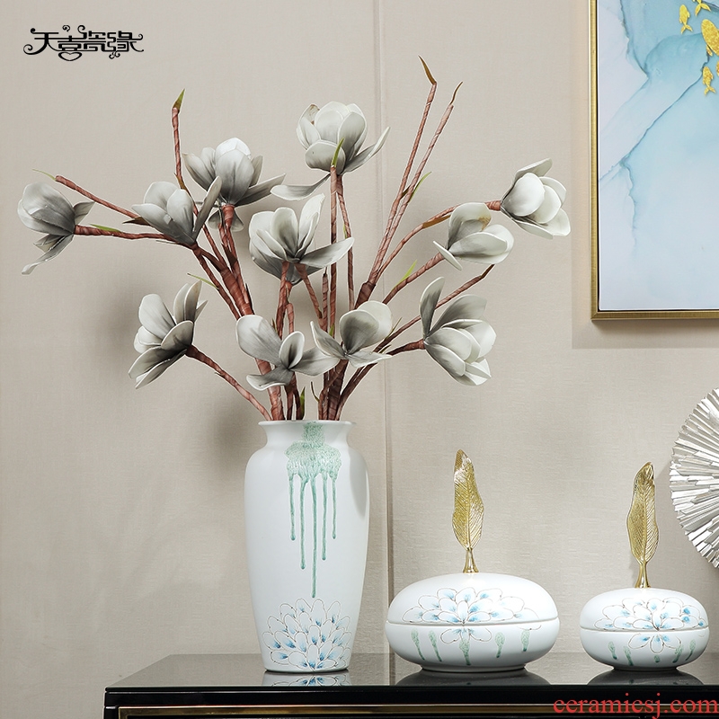 Jingdezhen hand-painted ceramic vases, new Chinese style furnishing articles sitting room porch simulation flower flower TV ark home decoration