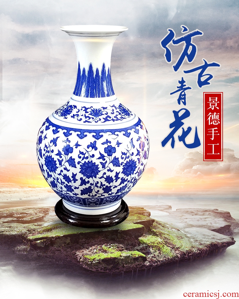 Blue and white porcelain vase furnishing articles flower arranging archaize little sitting room adornment handicraft gift of new Chinese style of jingdezhen ceramics