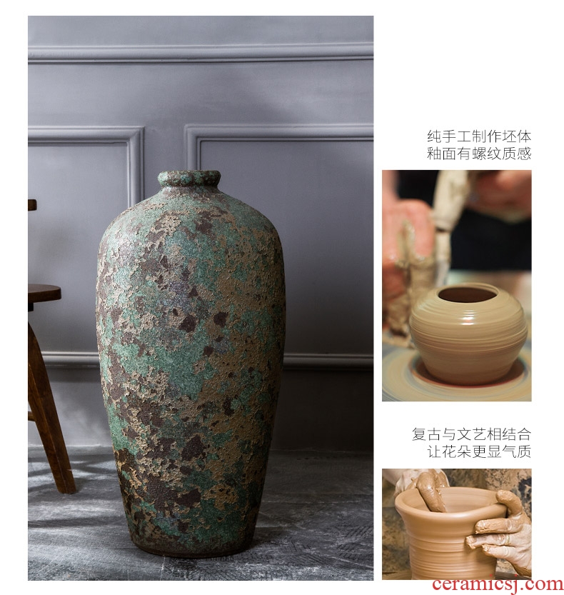 Jingdezhen ceramic vase landing restoring ancient ways do old flower arrangement sitting room adornment small plum bottle furnishing articles pottery by hand