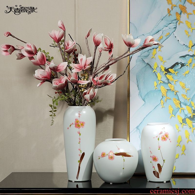 Jingdezhen ceramics vase furnishing articles dried flower arranging flowers sitting room of Chinese style living room TV cabinet wine home decoration
