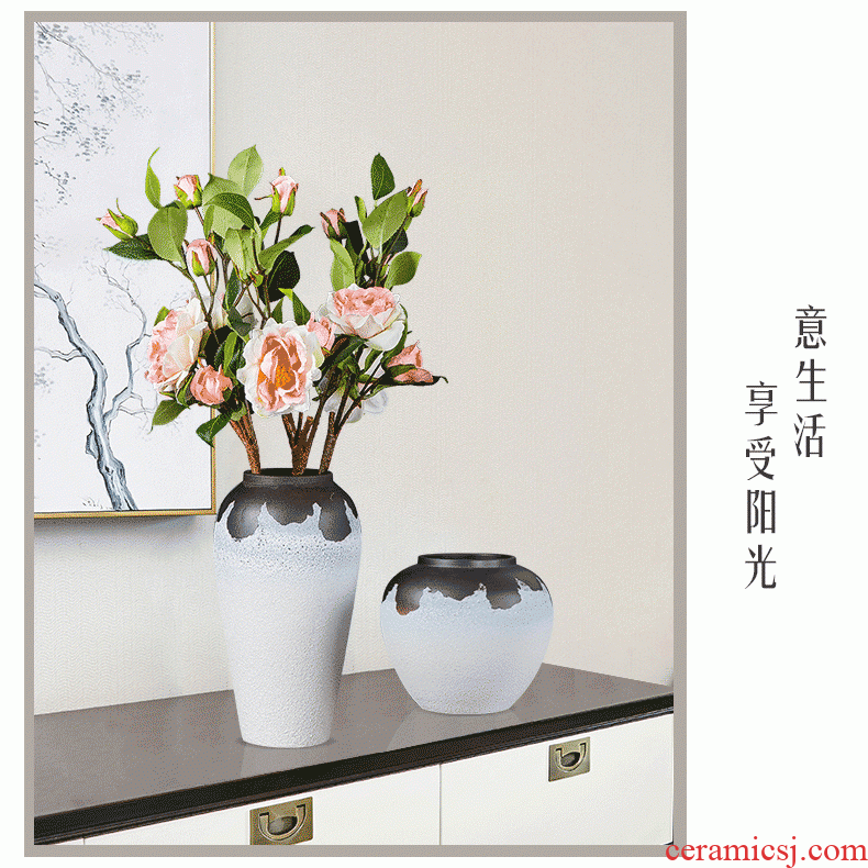 Jingdezhen ceramic vases, small pure and fresh and contemporary household living room TV cabinet furnishing articles furnishing articles wine porch decoration