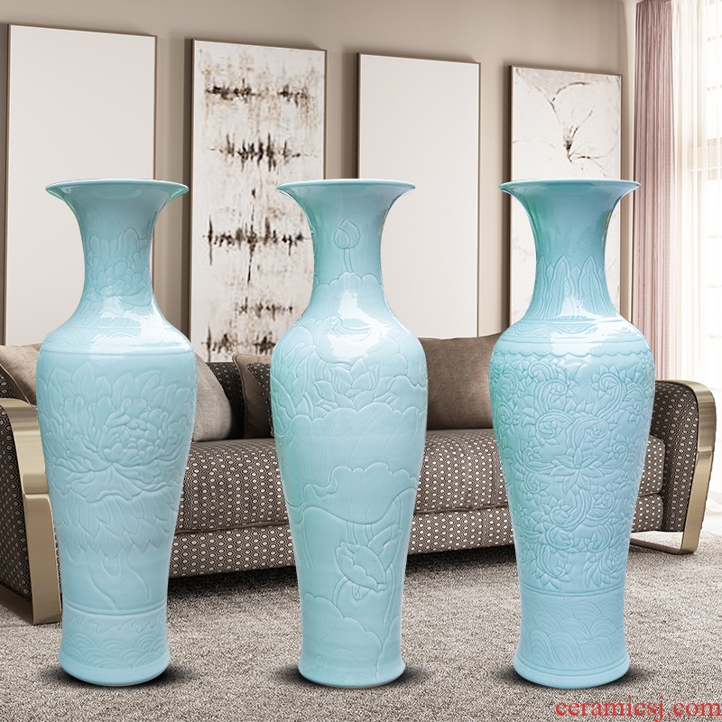 Jingdezhen ceramics hand-carved vase peony landing big new Chinese style household furnishing articles sitting room hotel decoration