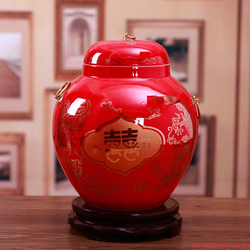 Jingdezhen ceramics China red Chinese general storage tank vase sitting room adornment is placed a wedding gift