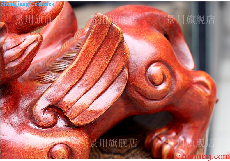 Jingdezhen violet arenaceous animal skins mound the mythical wild animal in the feng shui town house to ward off bad luck, rich ancient frame mesa sitting room of Chinese style furnishing articles