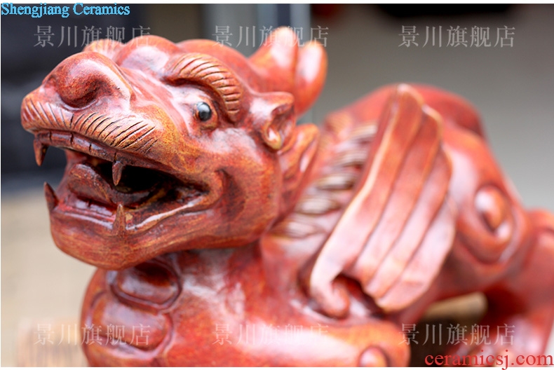 Jingdezhen violet arenaceous animal skins mound the mythical wild animal in the feng shui town house to ward off bad luck, rich ancient frame mesa sitting room of Chinese style furnishing articles