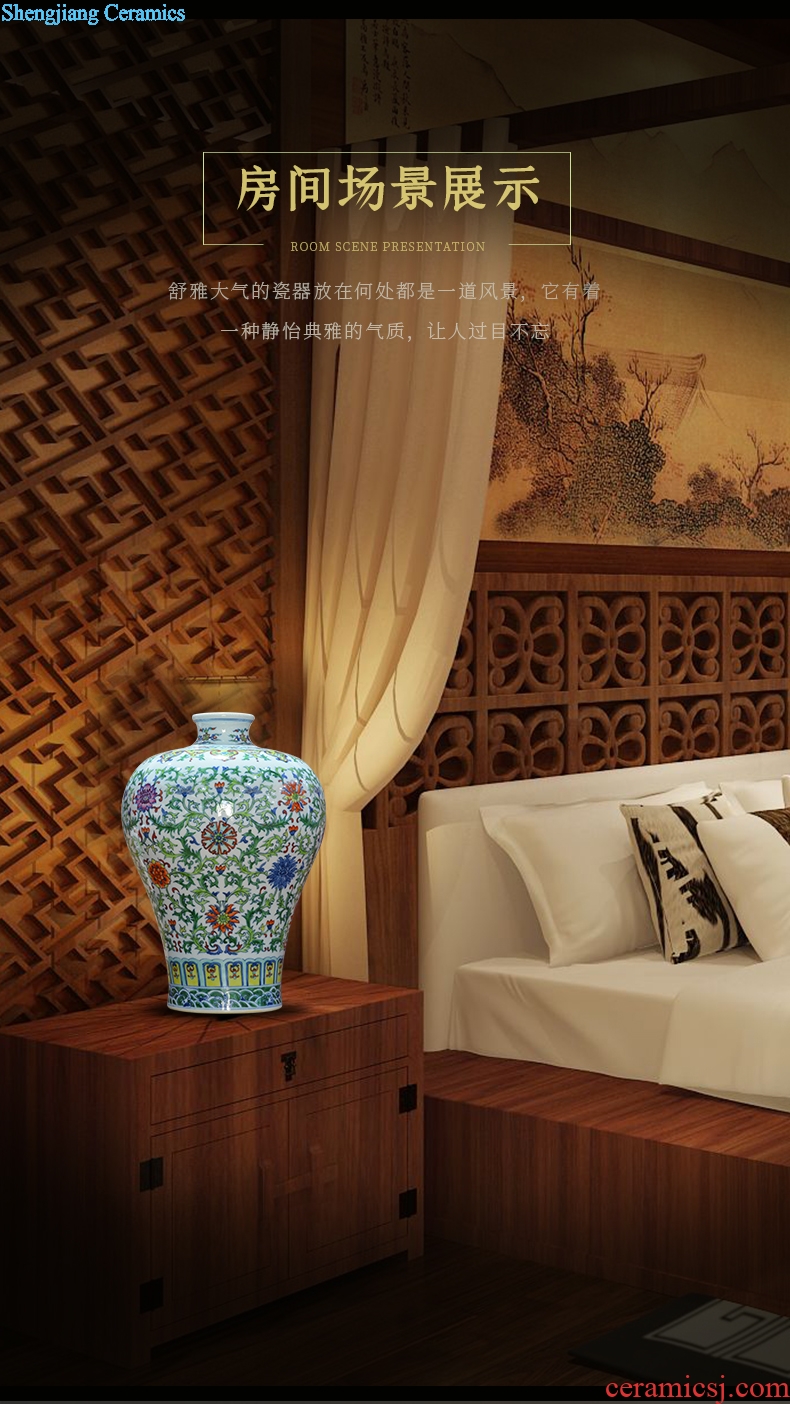 Jingdezhen ceramics archaize qing qianlong enamel colour hand-painted vase Chinese crafts are sitting room design
