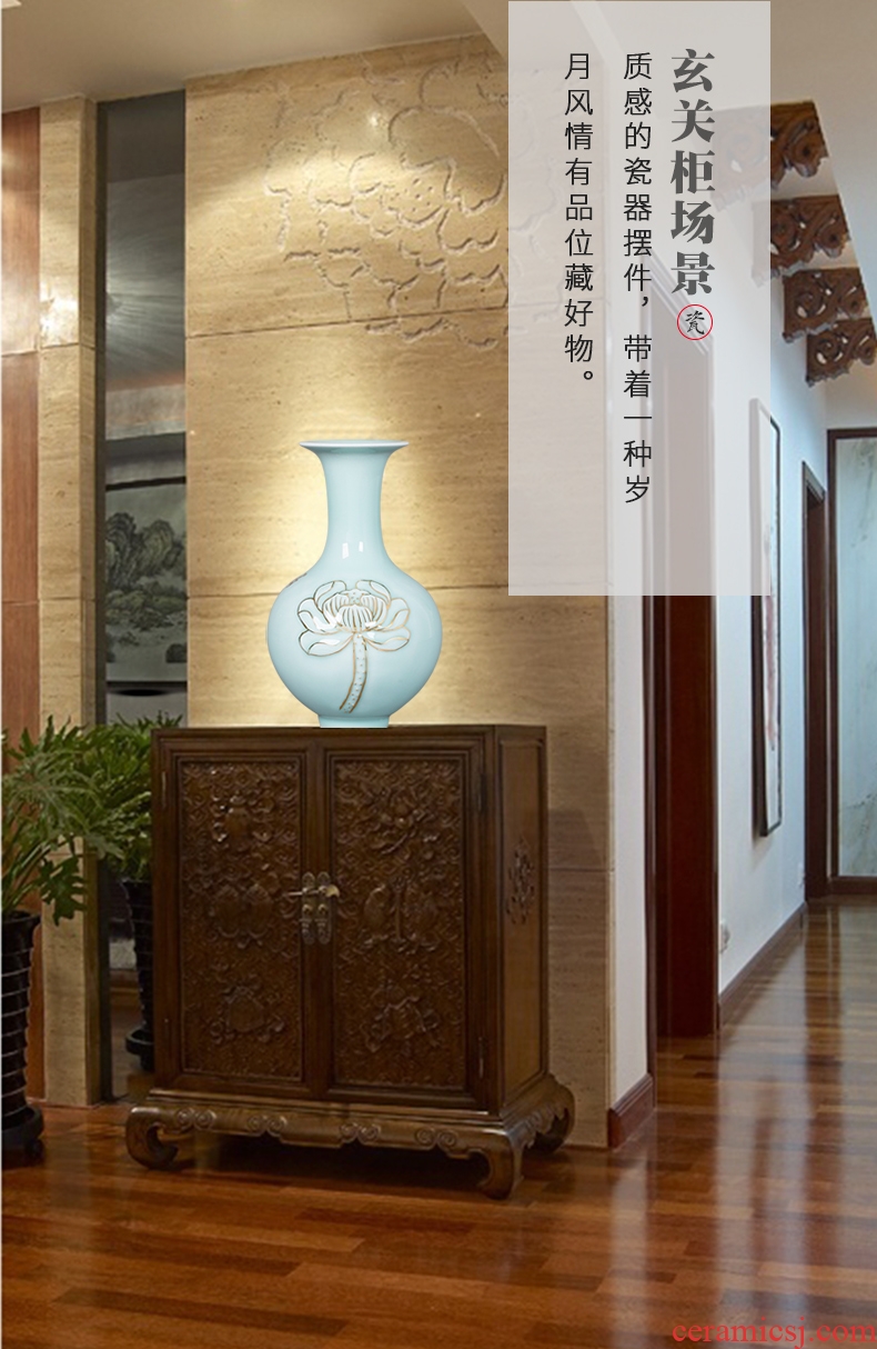 Jingdezhen ceramics famous paint shadow green lotus flower bottles of new Chinese style living room decorations rich ancient frame furnishing articles