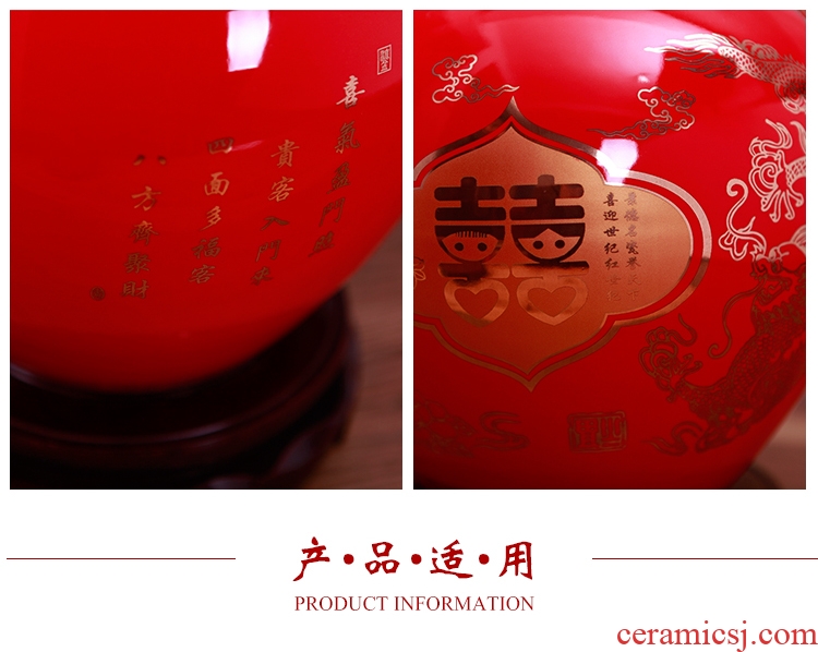 Jingdezhen ceramics China red Chinese general storage tank vase sitting room adornment is placed a wedding gift