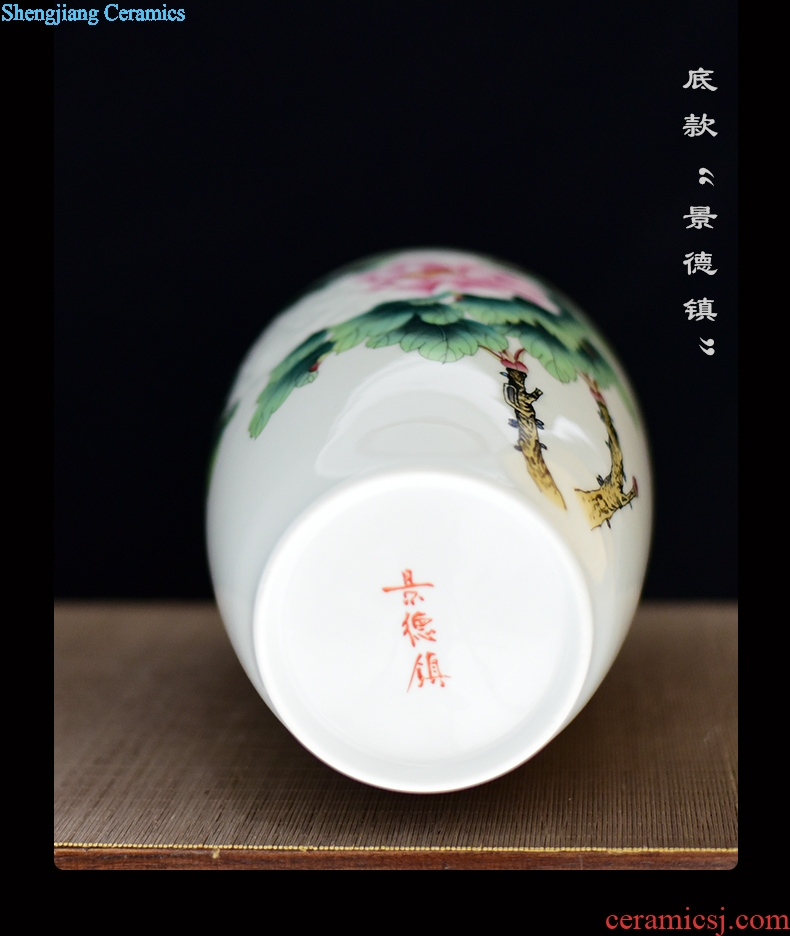 Jingdezhen ceramics decoration furnishing articles hand-painted sitting room porch TV ark of new Chinese style manual dried flower vase