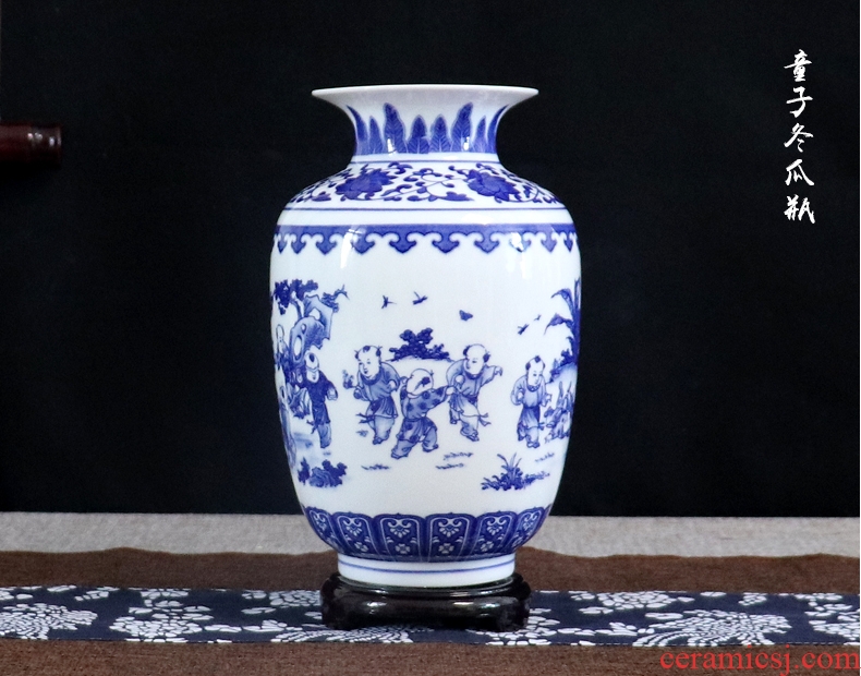 Blue and white porcelain vase furnishing articles flower arranging archaize little sitting room adornment handicraft gift of new Chinese style of jingdezhen ceramics