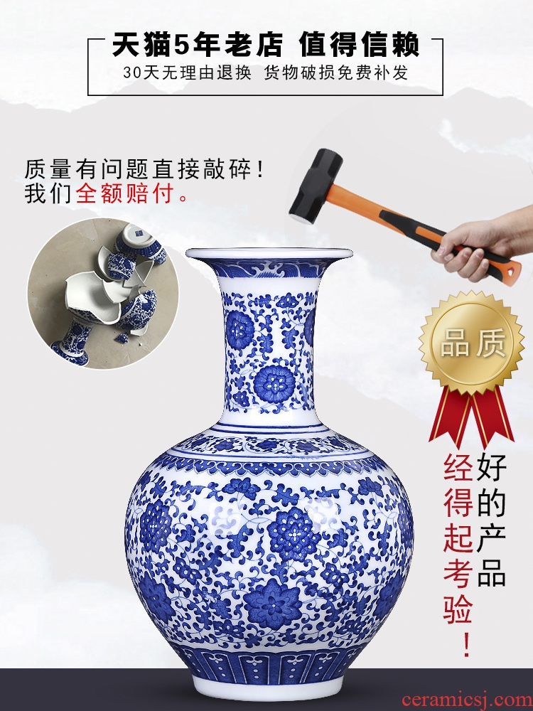 Jingdezhen ceramics antique blue and white porcelain vases, flower arranging new Chinese style living room decorations rich ancient frame furnishing articles