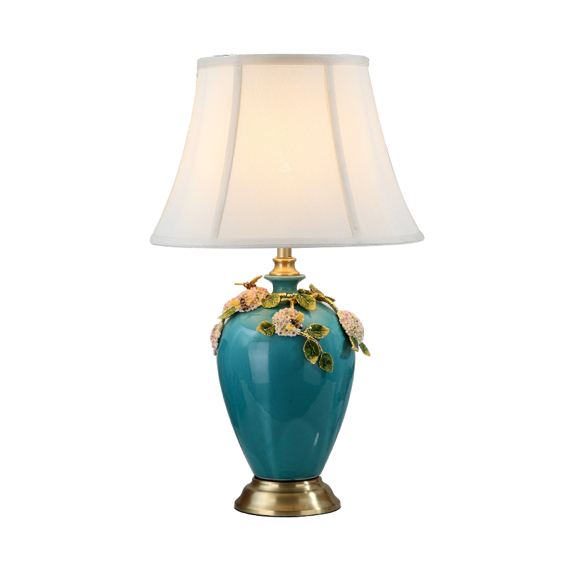 Cartel type simple colored enamel porcelain lamp warm bedroom berth lamp sitting room study chandeliers