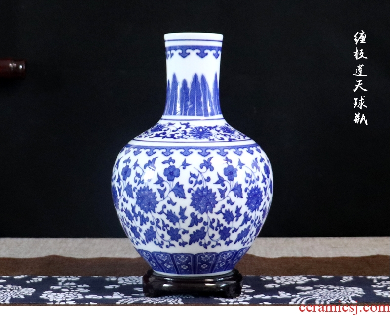 Blue and white porcelain vase furnishing articles flower arranging archaize little sitting room adornment handicraft gift of new Chinese style of jingdezhen ceramics