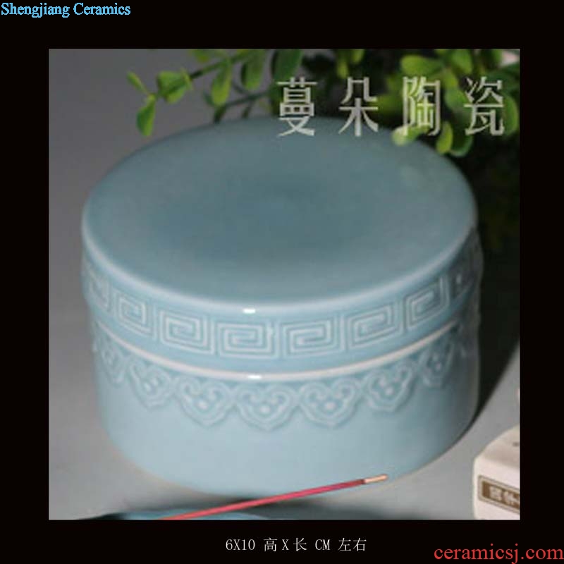 Jingdezhen azure porcelain chessboard inkpad box compact writing brush washer sweet elegant high-grade Wen Fang appliance