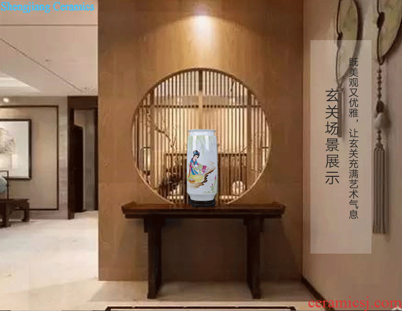 Master hand-drawn characters famous masterpieces famille rose porcelain vase of jingdezhen ceramics painting the living room is placed