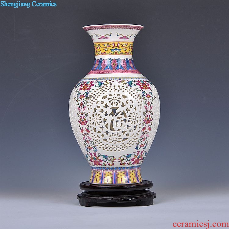 Jingdezhen blue and white porcelain everyone hollow-out the vase